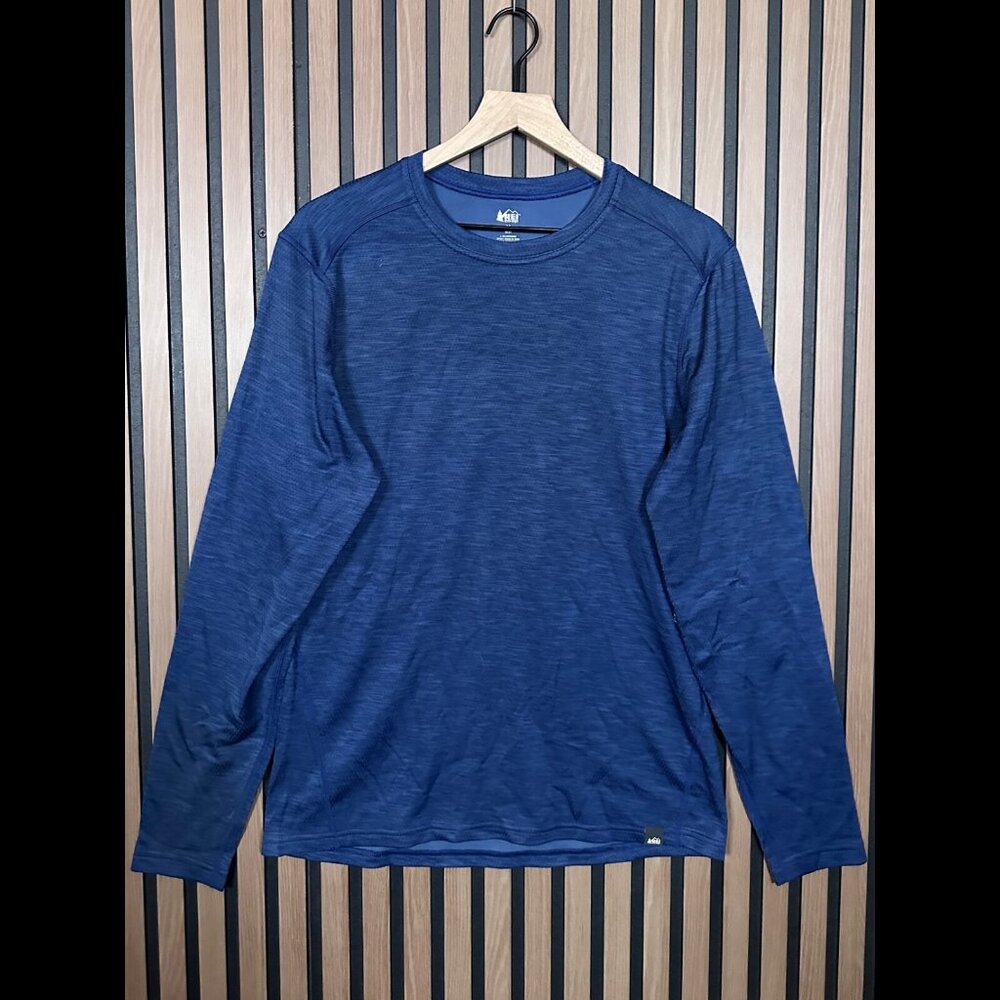 New REI Sweatshirt Medium Mens Blue Long Sleeve Midweight Crewneck Pullover